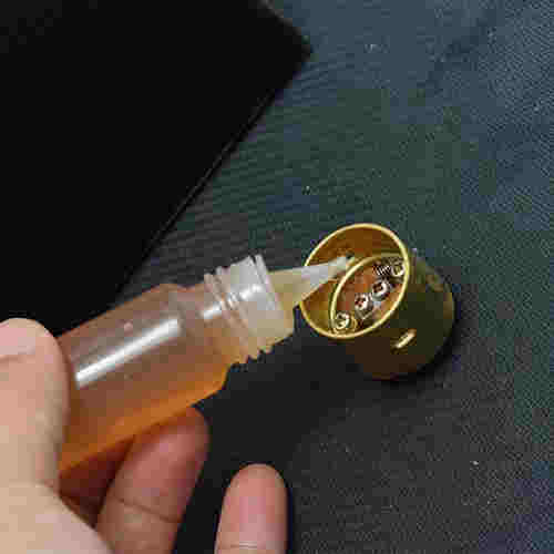 電子煙注油霧化器換棉花