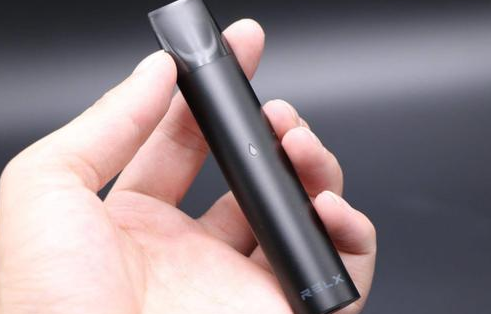 悅刻電子煙一吸就閃紅燈怎么辦？