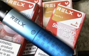 悅刻二代煙桿能用四五代煙彈呢？