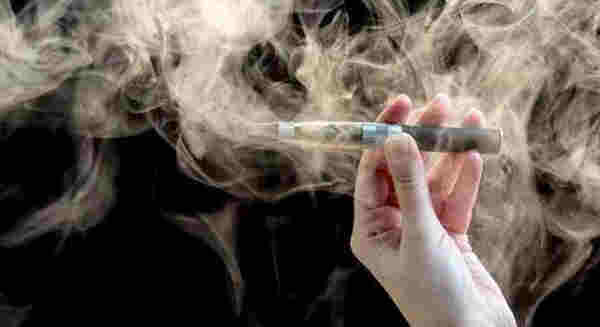 沃爾格林與克羅格宣布停售電子煙 它的危害并不比香煙少？