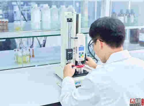 電子煙要“上牌” 專家呼吁區別傳統煙草實施差異化監管