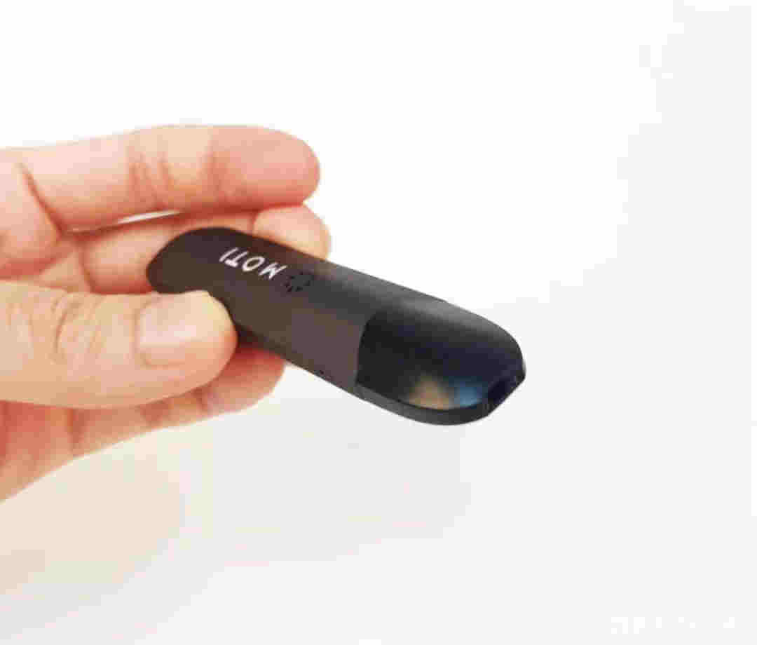 “新一代智能電子煙MOTI S”諜照曝光 很shape！