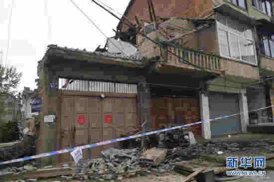 (社會)(1)四川威遠地震災區應急救援有序進行