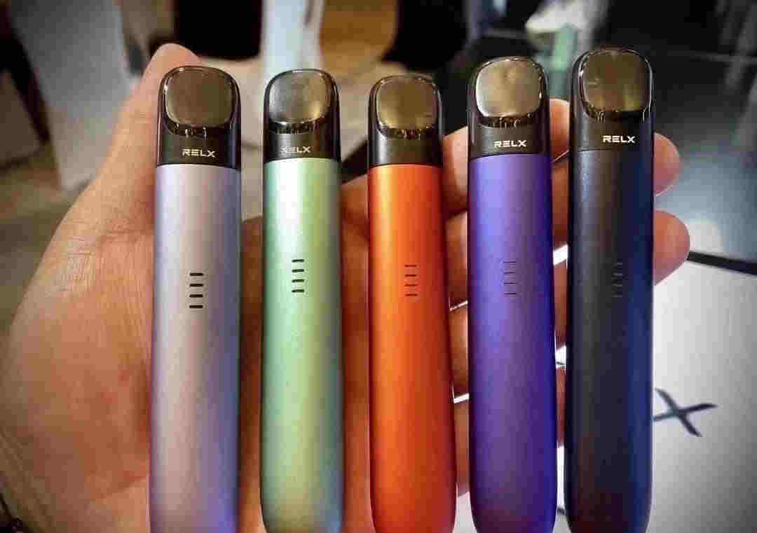 這電子煙比真煙過癮！小巧精致還不嗆，抽完直接換煙彈