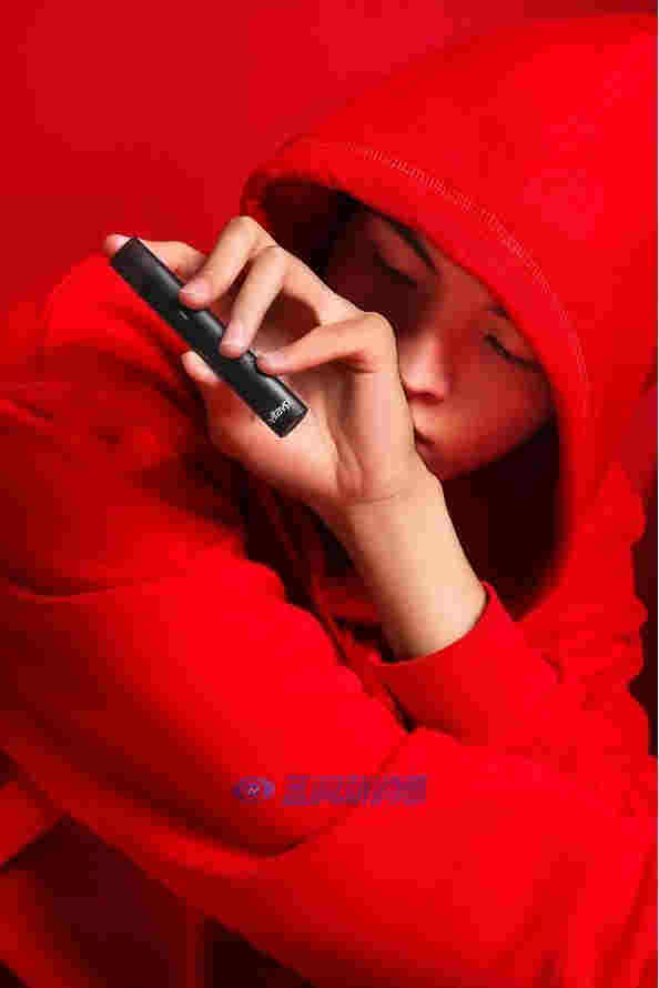 vitavp唯它免費為門店投放1000萬根煙桿，鼓勵店主俯下身走出去 