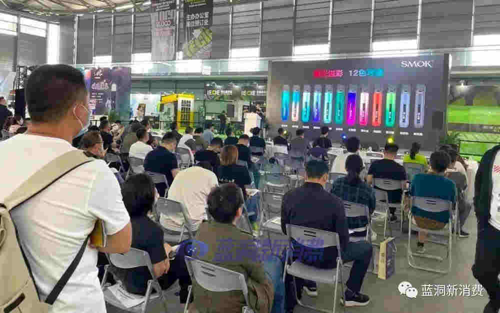 海外銷冠SMOK宣布回歸國內市場：推出智能屏可調功率換彈產品 