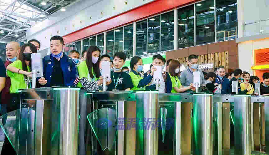 征求意見稿發布2個月后：電子煙線下展會依舊熱鬧 