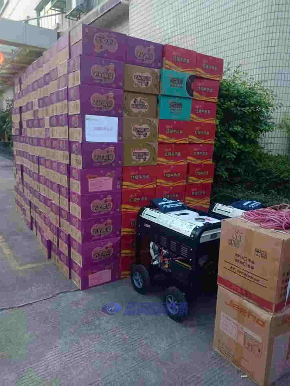 SP2S思博瑞電子煙向河南受災地區送去救災物資 