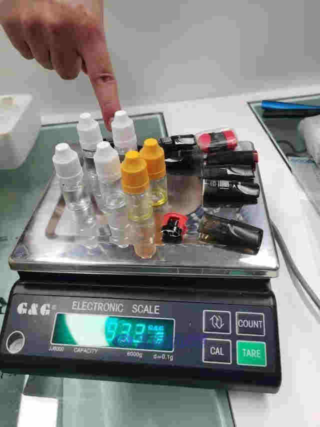 為防止“大麻”等上頭電子煙危害未成年人，警方建議嚴控快遞郵寄 