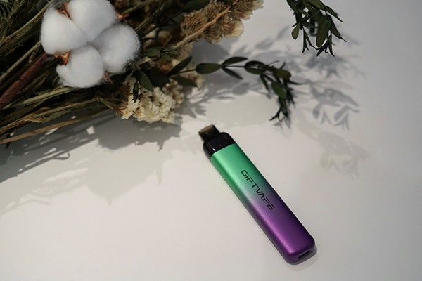 GIFTVAPE禮霧電子煙W評測：禮尚往來，霧涌云蒸