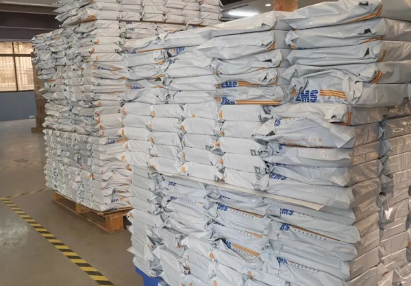 徠米借勢新規向全國3萬家電子煙專賣店空投數千萬級產品禮包，加速零售端集合化拓展