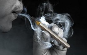 電子煙霧化器怎么取下來？電子煙霧化器的危害